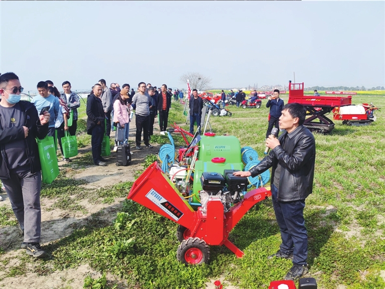 深度解析：最新小型犁地技术革新与市场趋势