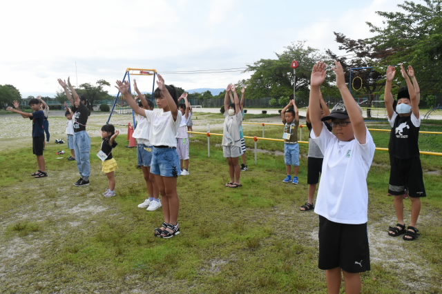 最新小学广播体操详解：动作规范、音乐节奏及教学指导